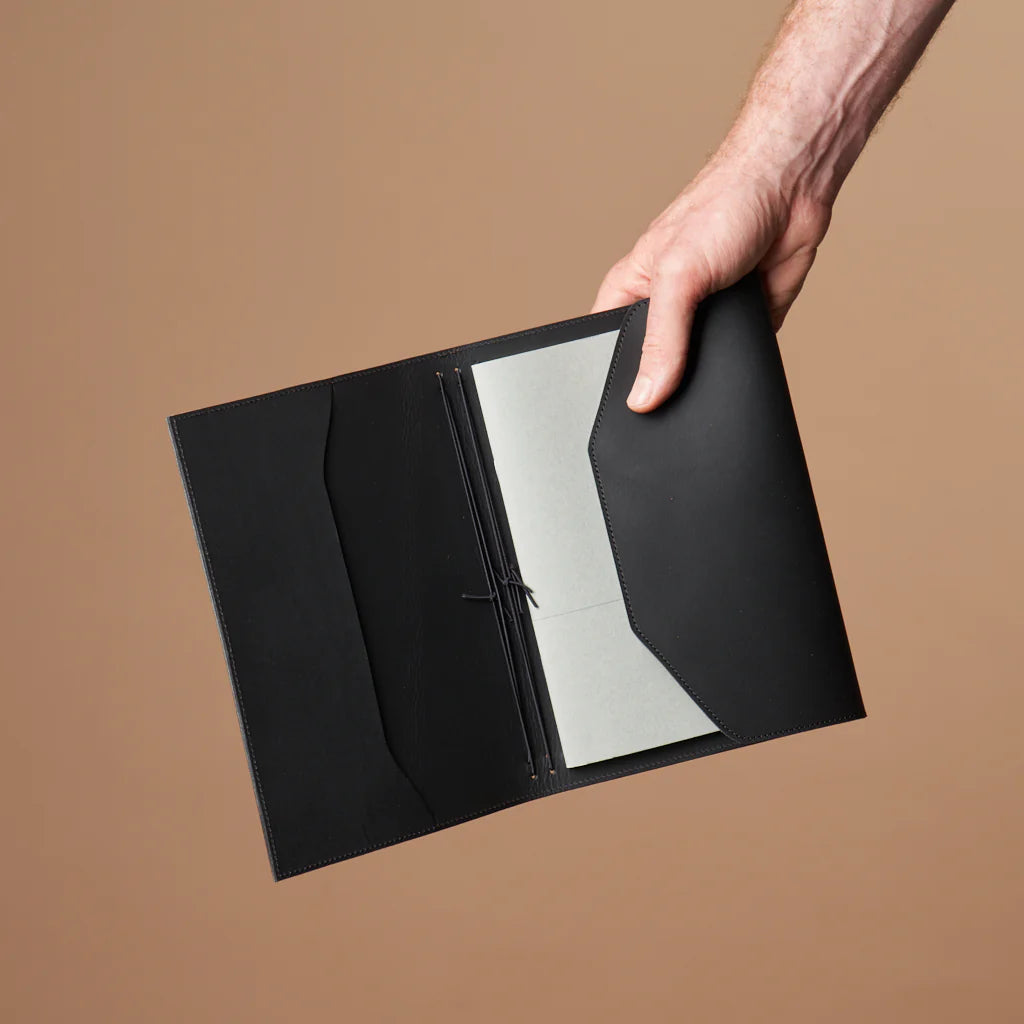 le trifold leather journal black (a5)