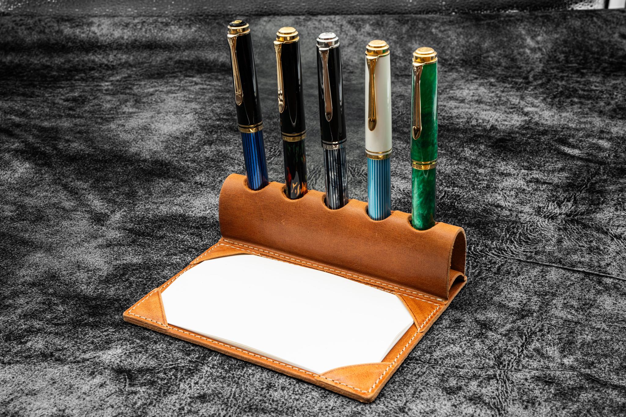 The Writer's Pen Dock - 5 Slots Pen Stand with Notepad Holder - Crazy Horse Tan