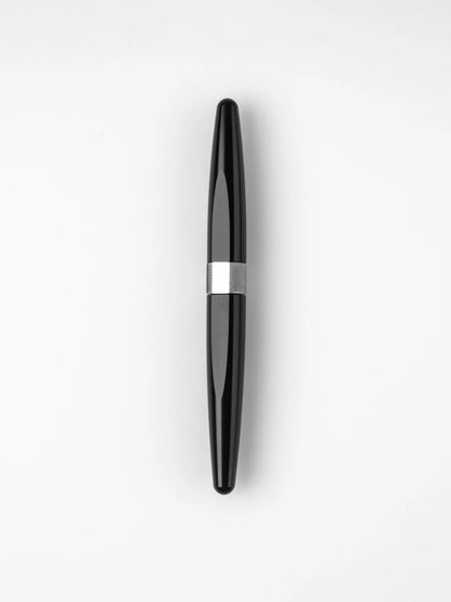 R615 Piano Black