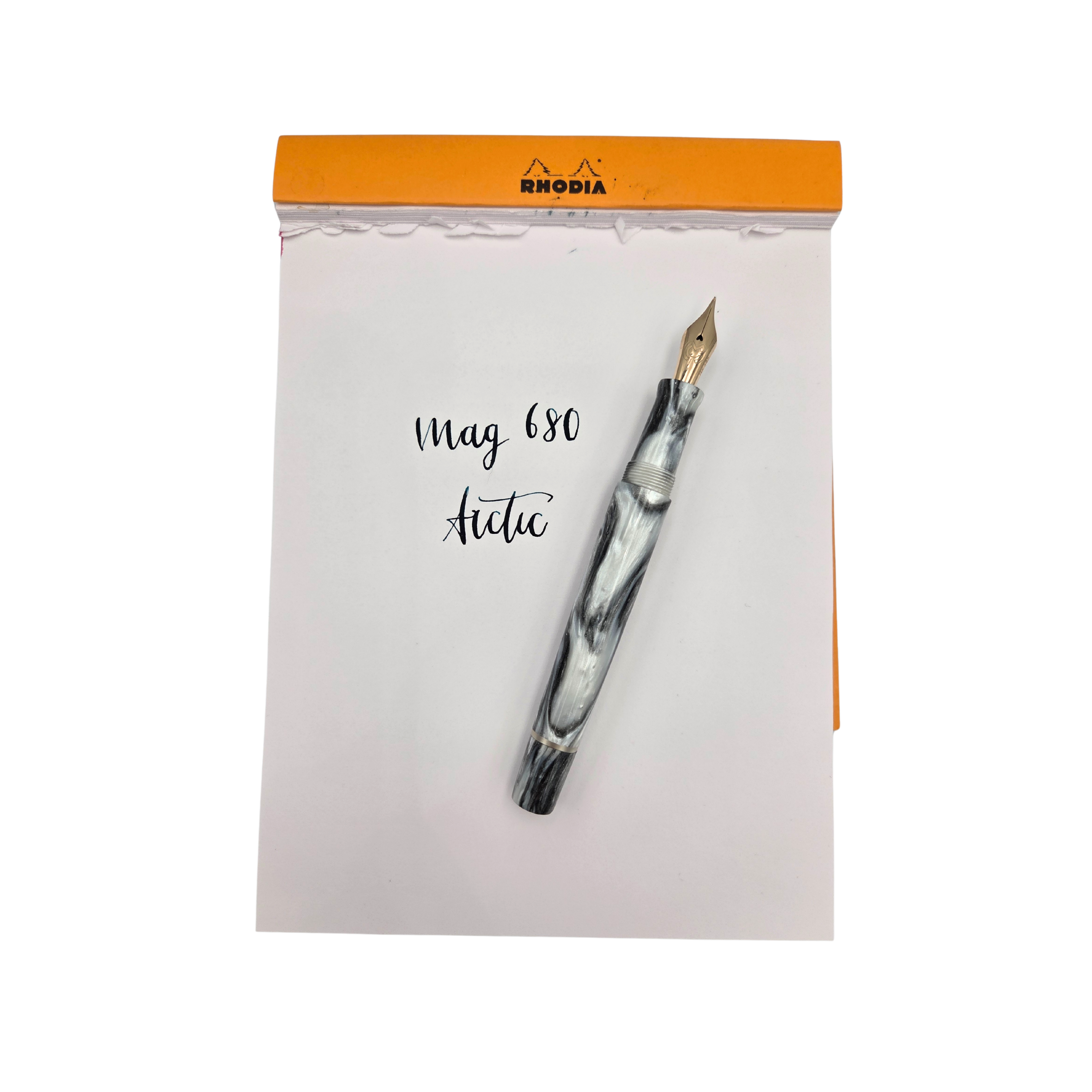 Mag 680 Arctic Snow (Piston Filler)