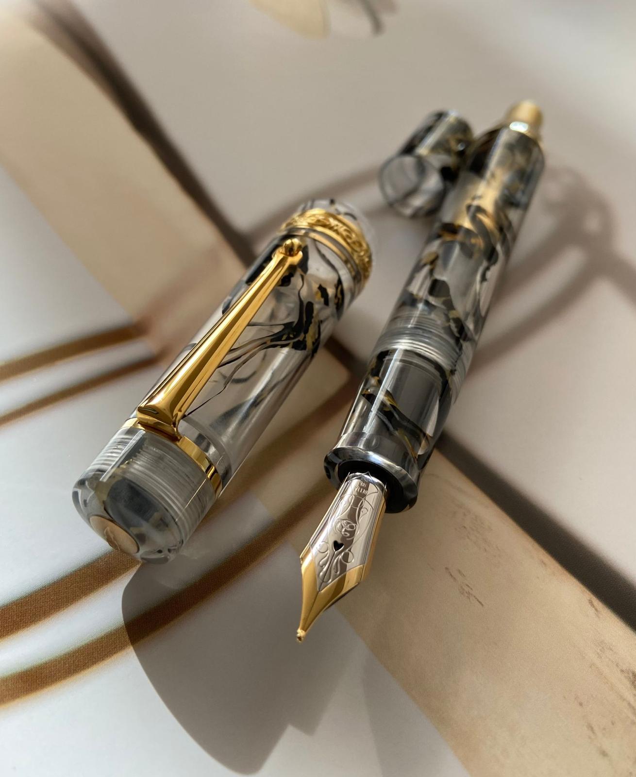 Black Gold (Exclusive Edition)