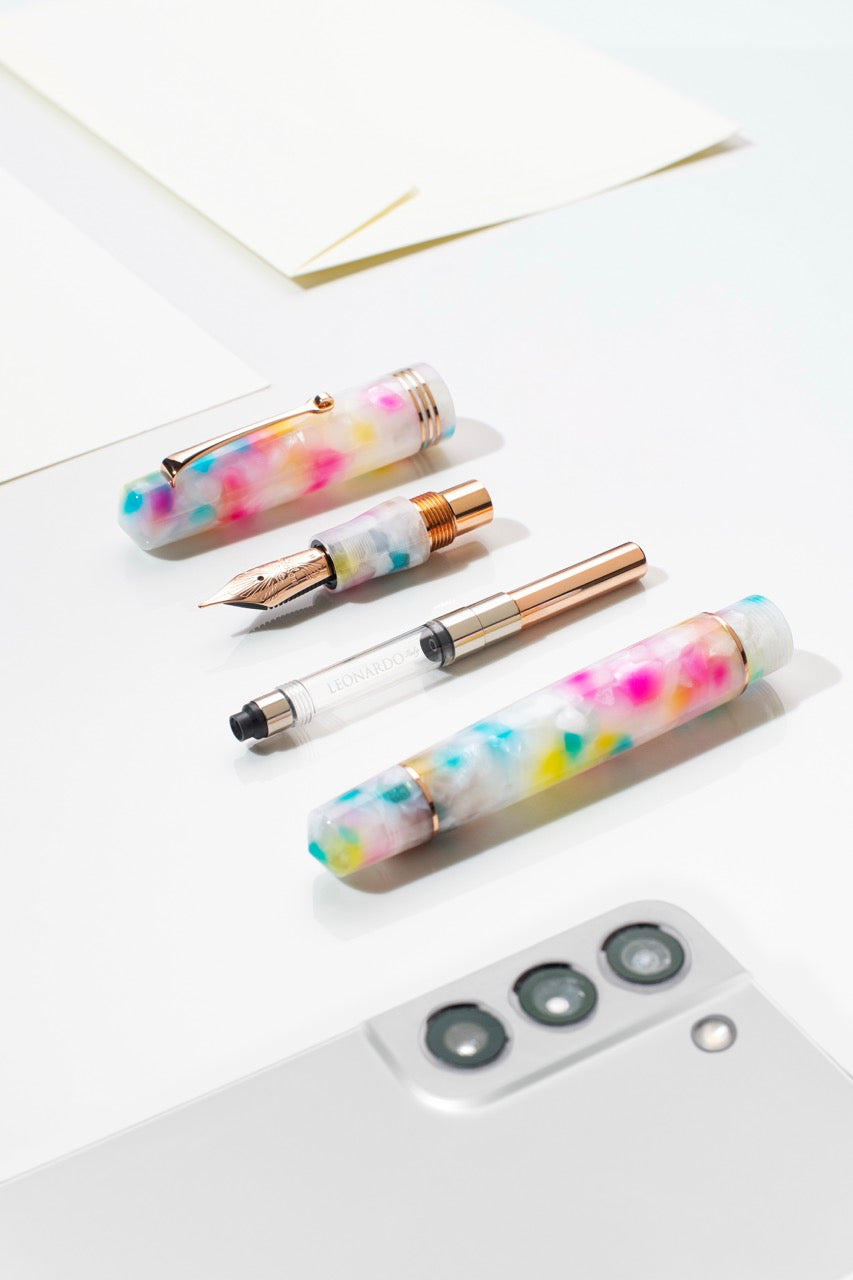Momento Zero Rainbow Sprinkles (Silver Trim)