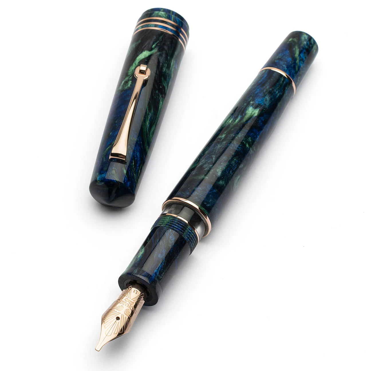 Momento Zero Grande 2.0 Fiordaliso Blue (Steel Nib)