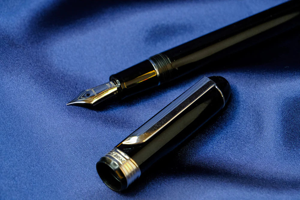 "KATANA Silver" Fountain Pen