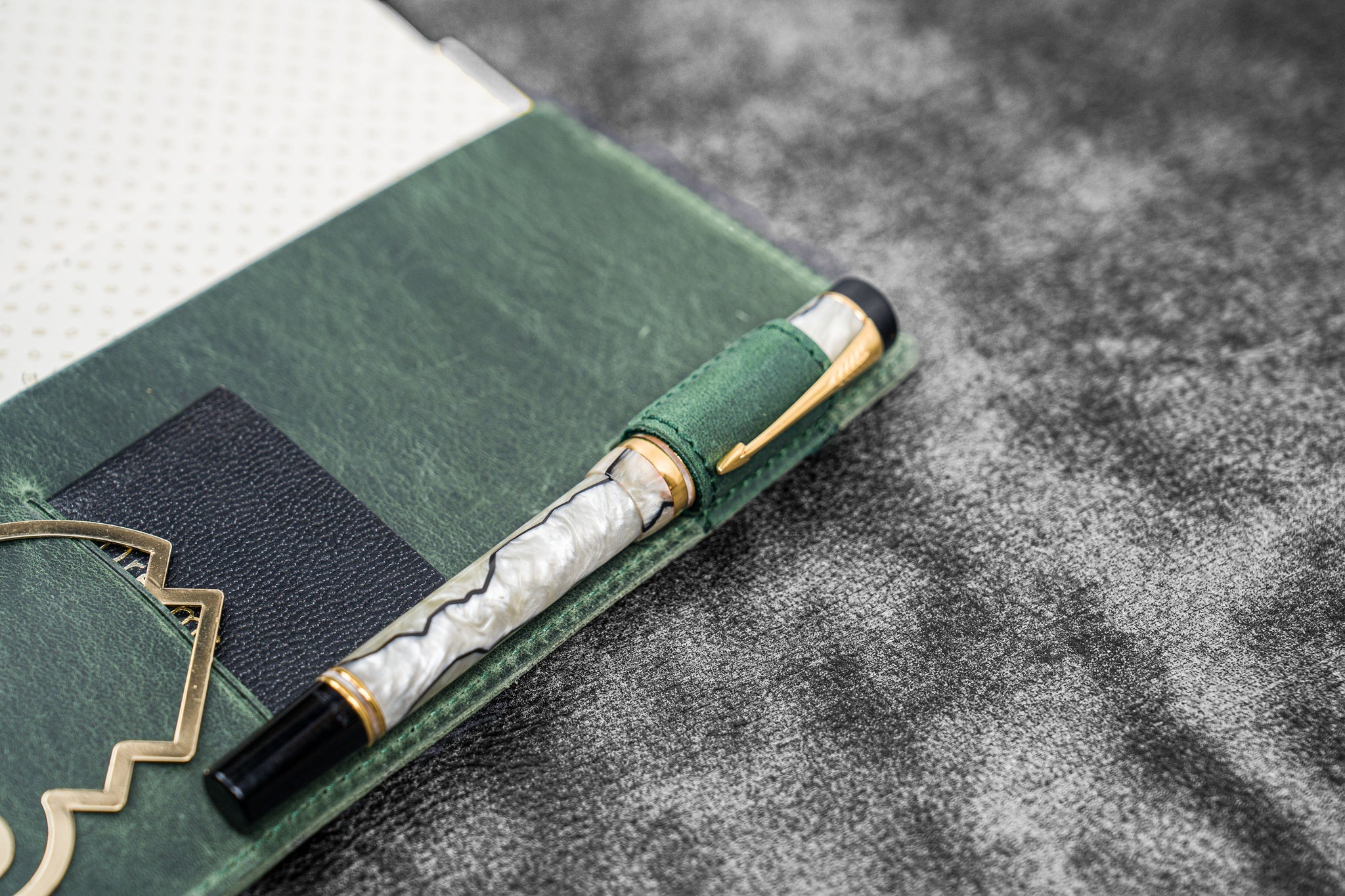 Leather Slim Hobonichi Weeks Planner Cover - Crazy Horse Forest Green