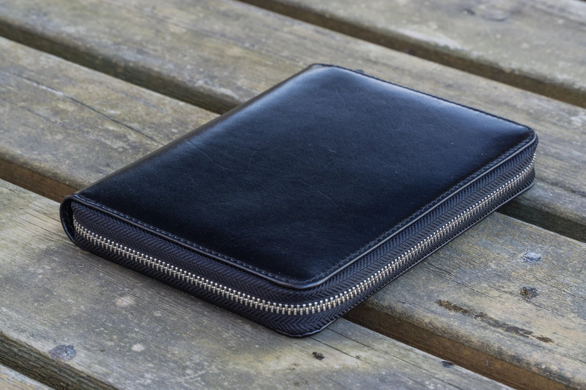 Leather Zippered 5 Slots Pen Case - Black