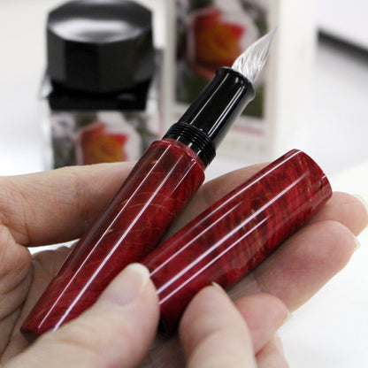 Goto Camellia White Red Glass Pen