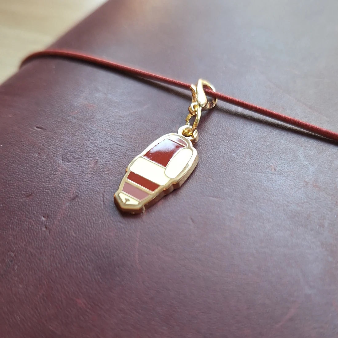 Fountain Pen Charm - Red and gold