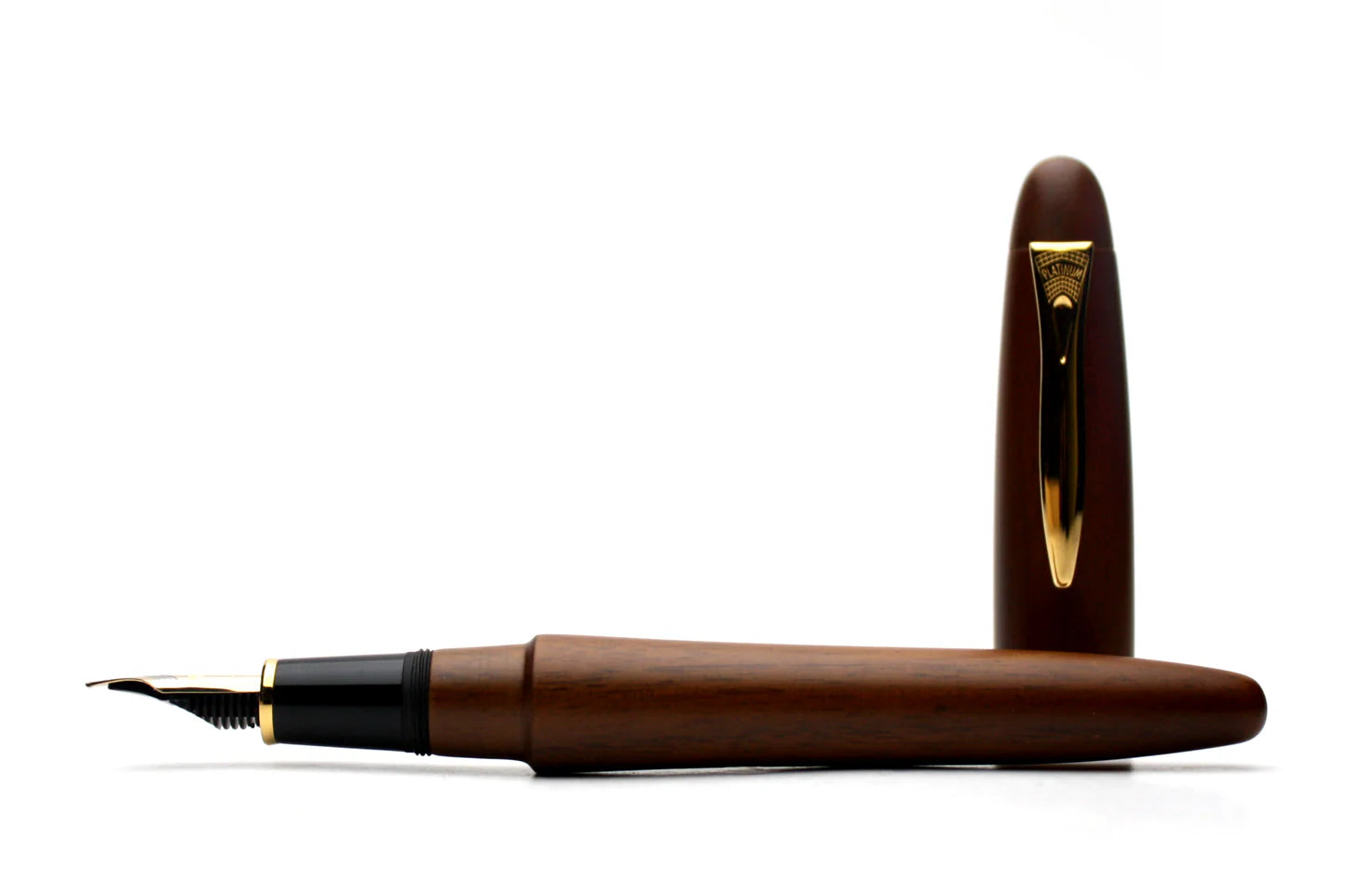 "Genroku Shogun" Walnut Fountain Pen